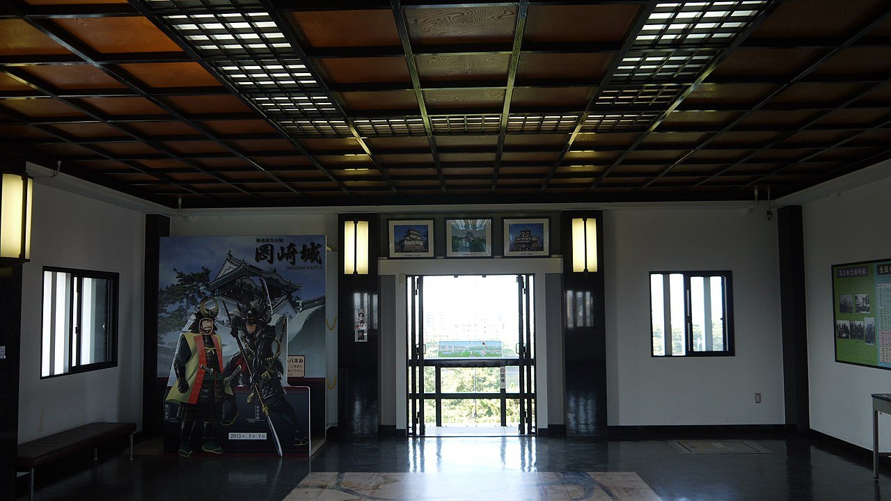 🏯 오카자키 성